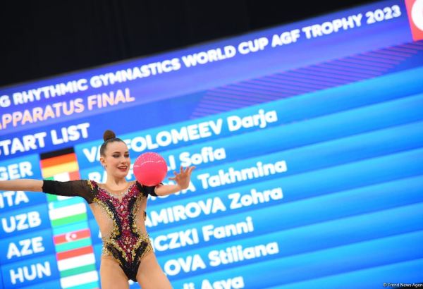 World Cup in Baku: German gymnast wins gold in exercises with ball (PHOTO)
