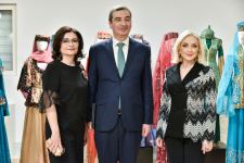 В Белграде с успехом  представлена экспозиция национальных костюмов Гюльнары Халиловой "Карабах" (ВИДЕО, ФОТО)