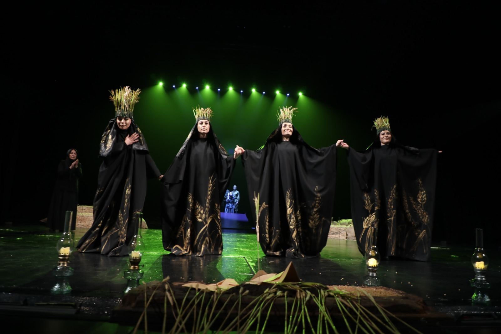 Премьера в Баку! "Материнское поле" – от юношеской радости до глубокой скорби и тоски (ФОТО)