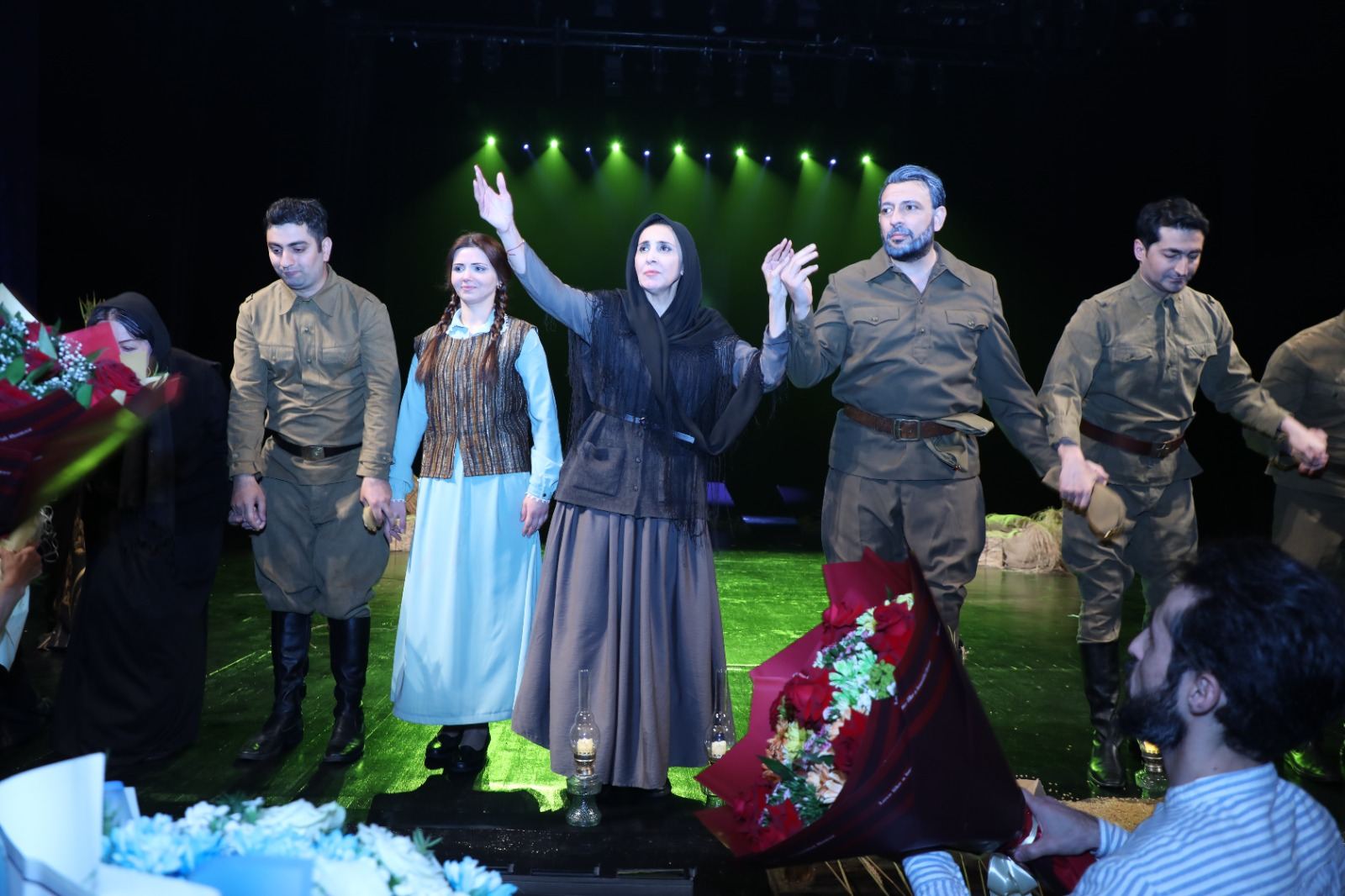 Премьера в Баку! "Материнское поле" – от юношеской радости до глубокой скорби и тоски (ФОТО)