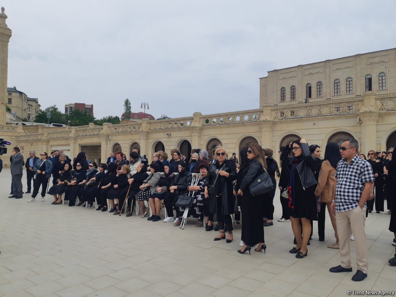 Народного артиста Афтандила Исрафилова аплодисментами проводили в последний путь (ФОТО)