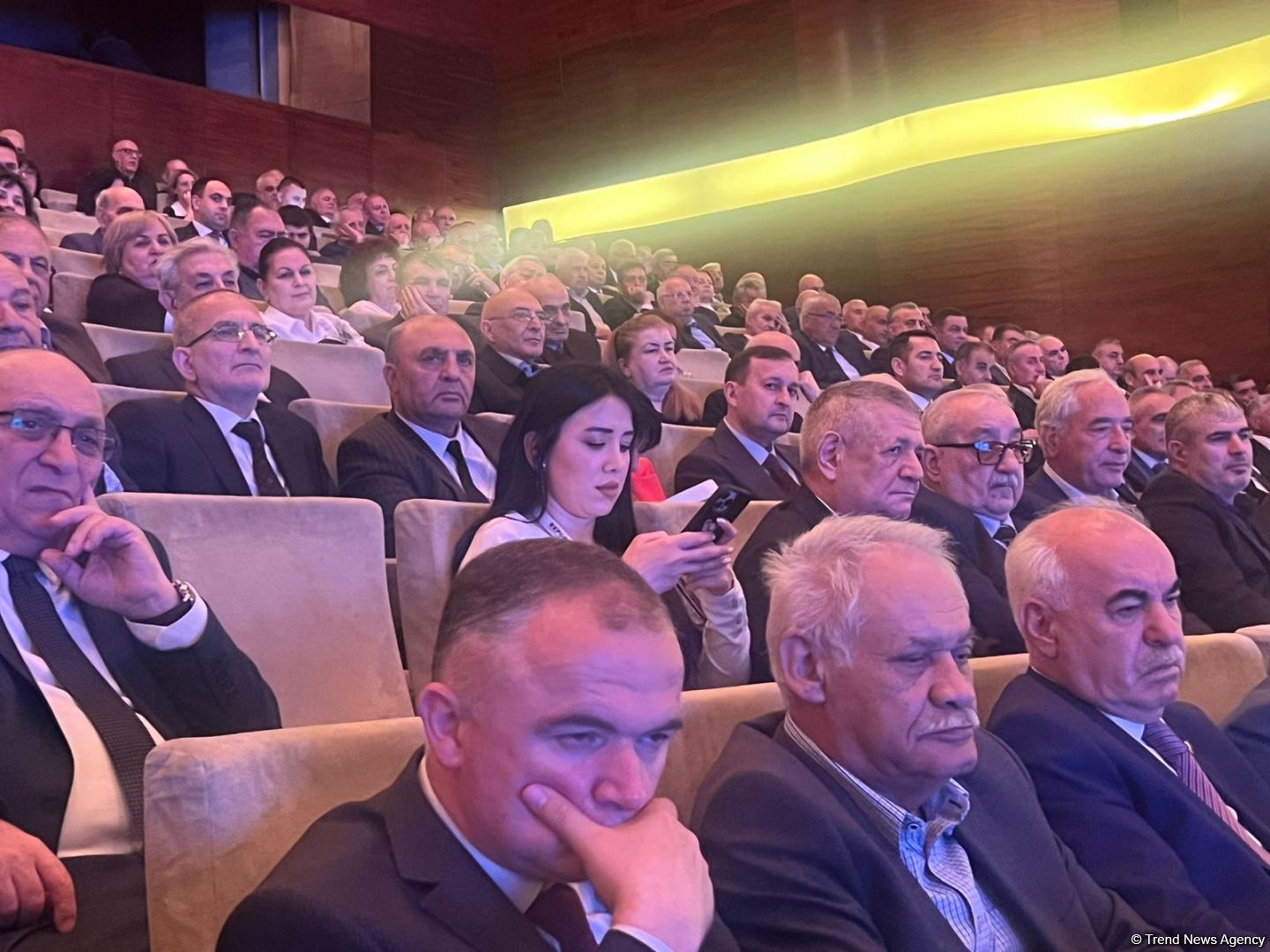 В Баку проходит Форум специалистов, получивших образование за пределами Азербайджана, посвященный 100-летию великого лидера Гейдара Алиева (ФОТО)