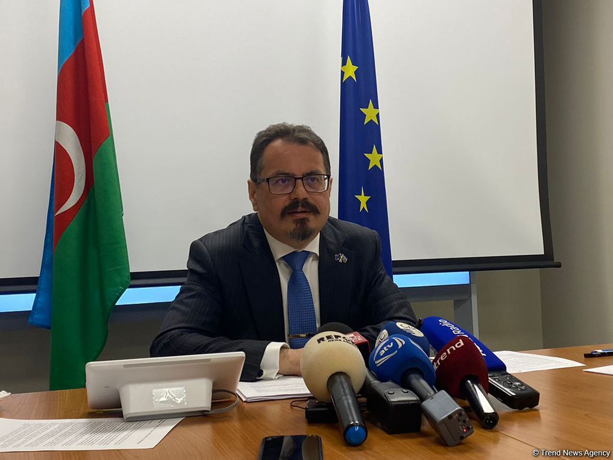 ЕС продолжит поддерживать процесс разминирования освобожденных территорий Азербайджана - посол