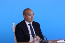 В Баку прошла конференция на тему "Гейдар Алиев и независимое государственное строительство Азербайджана: история и настоящее социально-экономического перехода" (ФОТО)