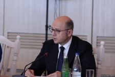 В Баку прошла конференция на тему "Гейдар Алиев и независимое государственное строительство Азербайджана: история и настоящее социально-экономического перехода" (ФОТО)