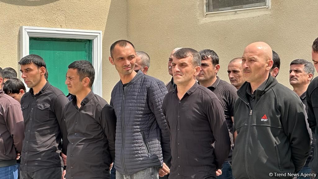 Распоряжение о помиловании применено к 33 лицам в пенитенциарном учреждении №2 Азербайджана (ФОТО)