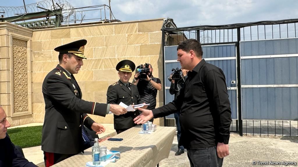 Распоряжение о помиловании применено к 33 лицам в пенитенциарном учреждении №2 Азербайджана (ФОТО)