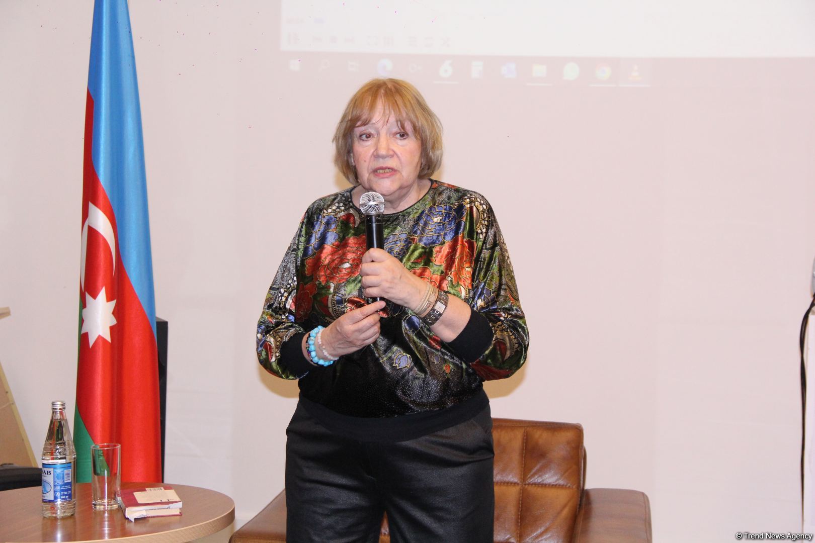 Елена Санаева в Баку: От Лисы Алисы из "Буратино" до истории любви с Роланом Быковым (ФОТО)