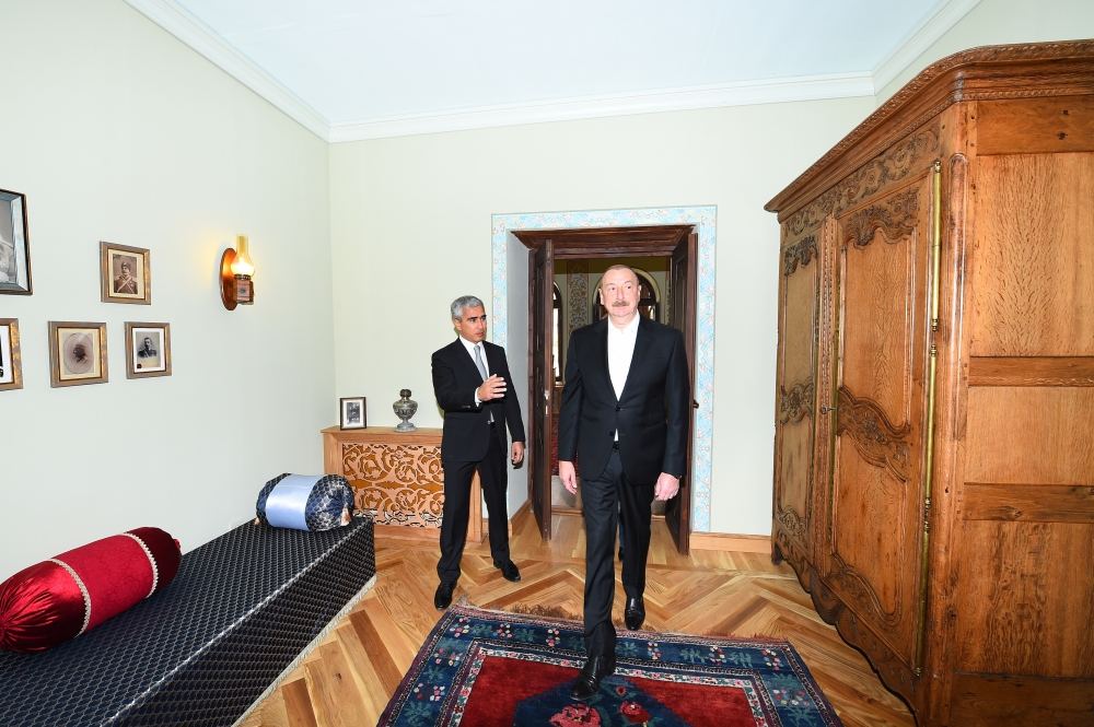 Президент Ильхам Алиев и Первая леди Мехрибан Алиева приняли участие в открытии усадебного комплекса Мехмандаровых в Шуше после реставрационных работ (ФОТО/ВИДЕО)