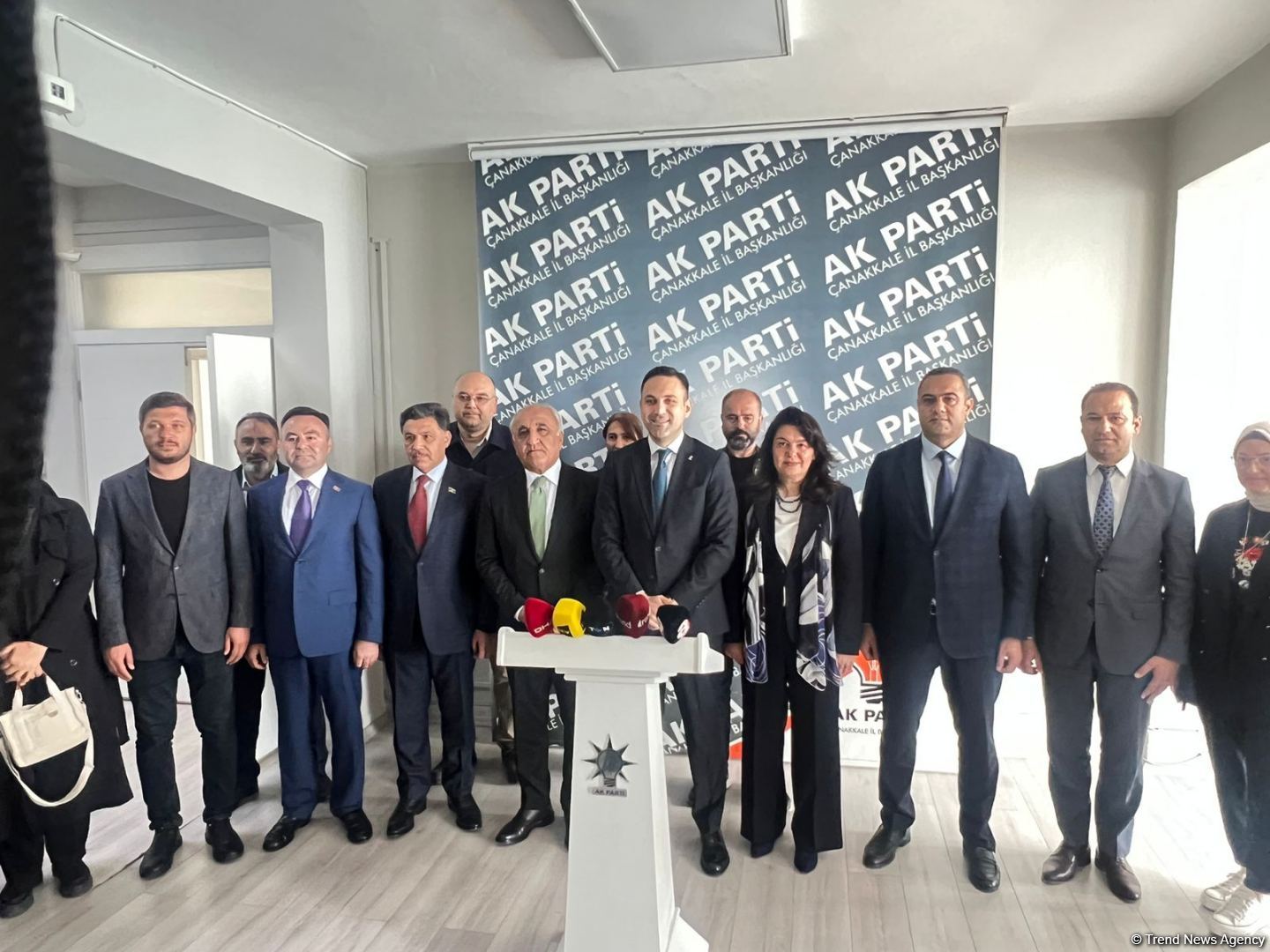 Делегация Азербайджана посетила офис Партии справедливости и развития в Чанаггале (ФОТО)
