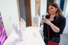 В Арт-центре Nine Senses открылась выставка "100", посвященная великому лидеру Гейдару Алиеву (ФОТО)