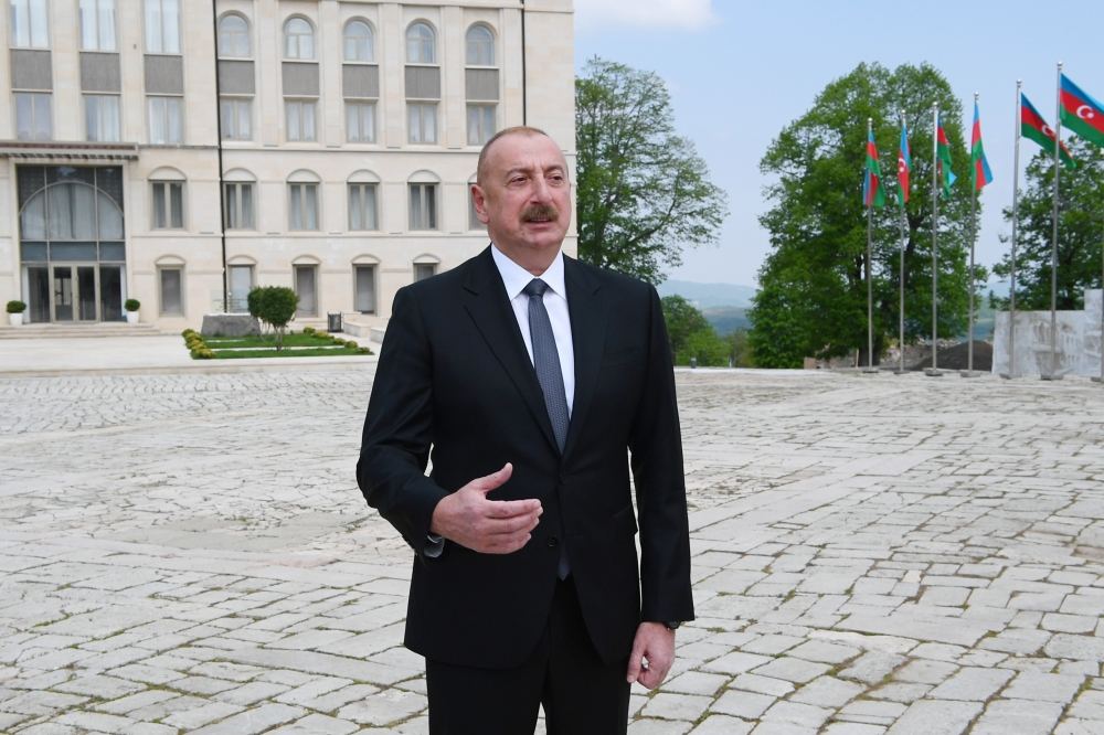 Президент Ильхам Алиев выступил с обращением к народу (ФОТО/ВИДЕО)