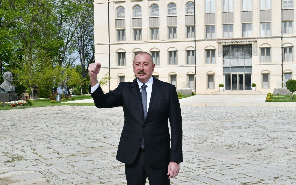 Президент Ильхам Алиев выступил с обращением к народу (ФОТО/ВИДЕО)