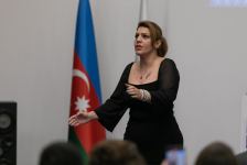 В Баку представлены экспозиция  и концерт в честь 100-летия великого лидера Гейдара Алиева (ФОТО)