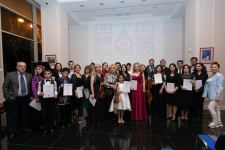 В Баку представлены экспозиция  и концерт в честь 100-летия великого лидера Гейдара Алиева (ФОТО)