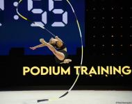 В Баку проходят подиумные тренировки участниц 39-го чемпионата Европы по художественной гимнастике (ФОТОРЕПОРТАЖ)
