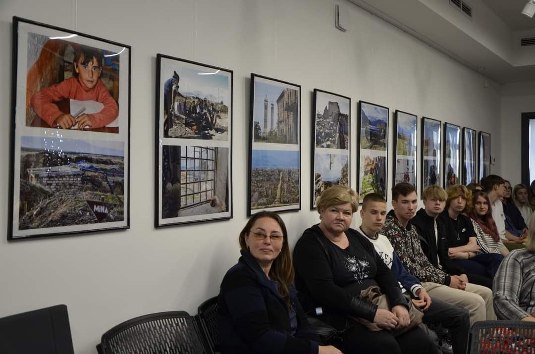 В Литве открылась фотоэкспозиция Ричардаса Лапайтиса о Карабахе (ФОТО)