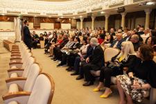 Новый худрук Аздрамы Мехрибан Алекперзаде представлена коллективу театра (ФОТО/ВИДЕО)