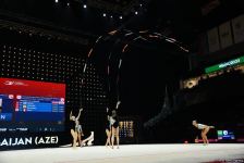 ЧЕ в Баку: "золото" в упражнениях с тремя лентами и двумя мячами выиграла команда Азербайджана (ФОТО)