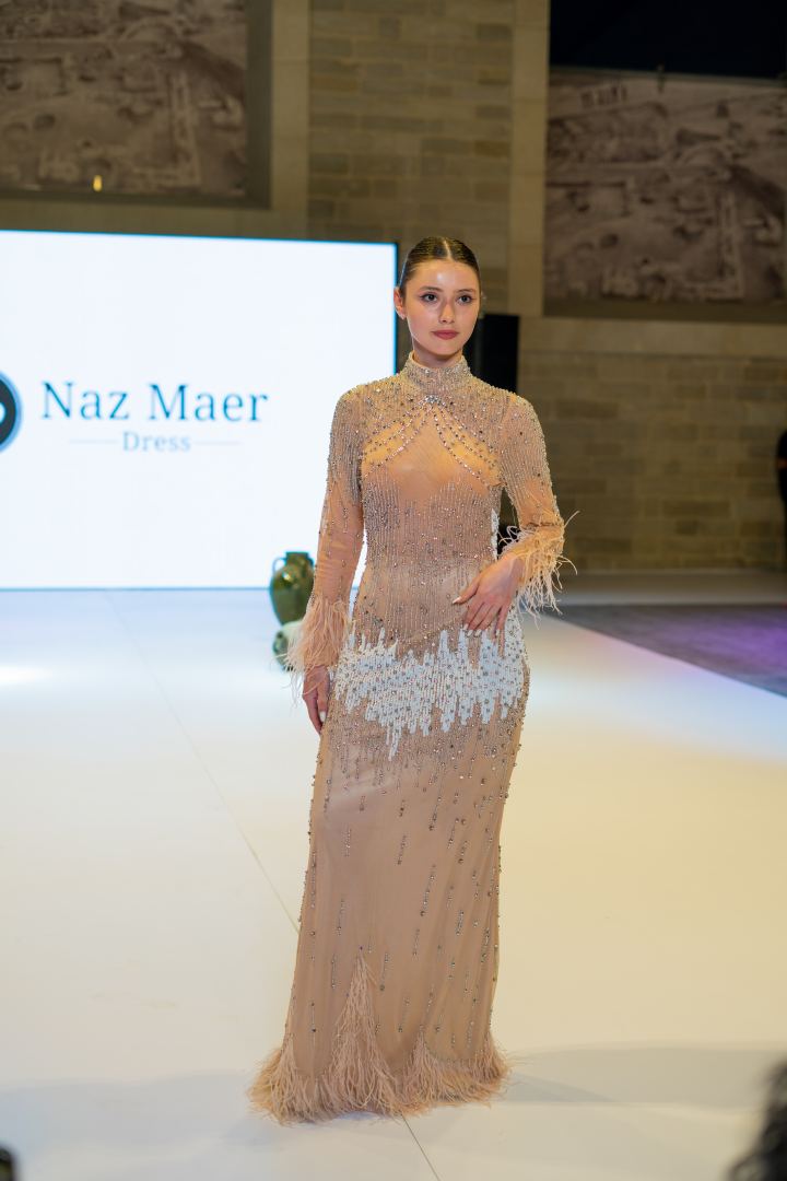 Azerbaijan Fashion Week -2023: от ковровых элементов до стиля бохо и шикарных вечерних нарядов (ФОТО)