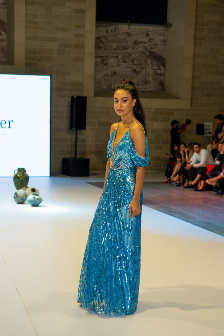 Azerbaijan Fashion Week -2023: от ковровых элементов до стиля бохо и шикарных вечерних нарядов (ФОТО)