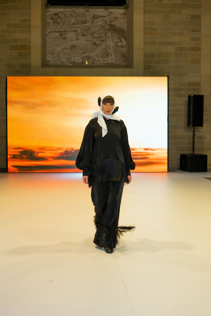 Azerbaijan Fashion Week -2023: от ковровых элементов до стиля бохо и шикарных вечерних нарядов (ФОТО)