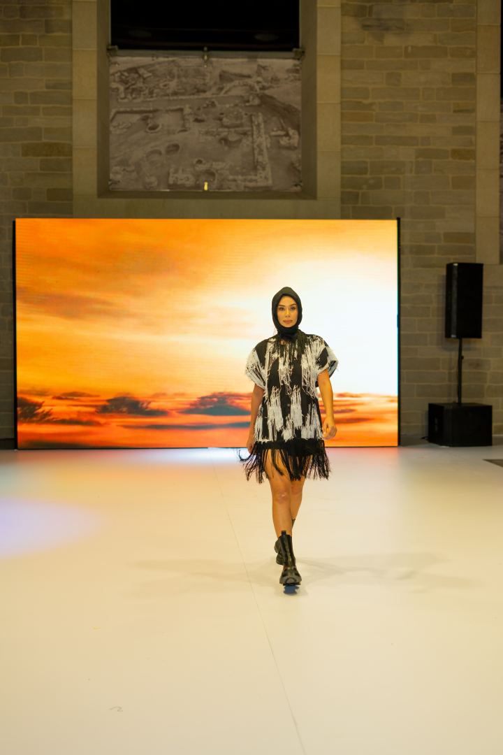 Azerbaijan Fashion Week -2023: от ковровых элементов до стиля бохо и шикарных вечерних нарядов (ФОТО)
