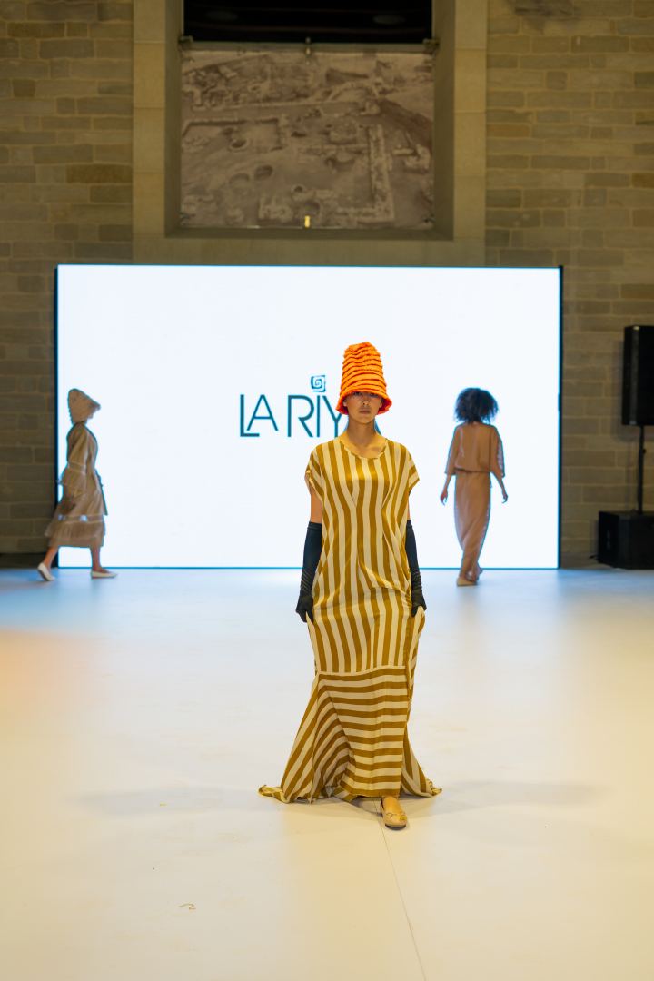 Azerbaijan Fashion Week -2023: от ковровых элементов до стиля бохо и шикарных вечерних нарядов (ФОТО)