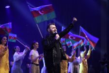 Первый соло-концерт Мурада Арифа во Дворце Гейдара Алиева – великолепное шоу, хиты, дуэты, театрализованные номера (ФОТО/ВИДЕО)