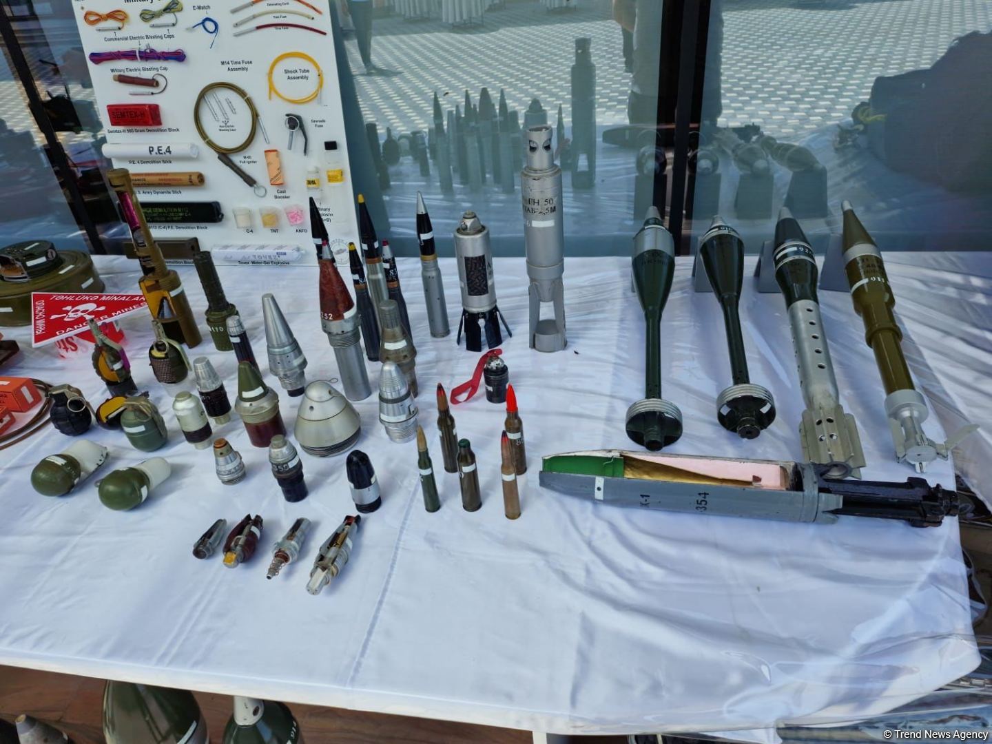 В Агдаме состоялась 2-я Международная гуманитарная конференция по разминированию (ФОТО)