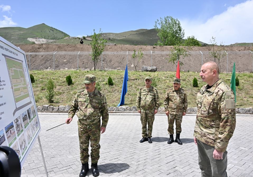 Президент Ильхам Алиев принял участие в открытии военного госпиталя в Кяльбаджаре (ФОТО/ВИДЕО)