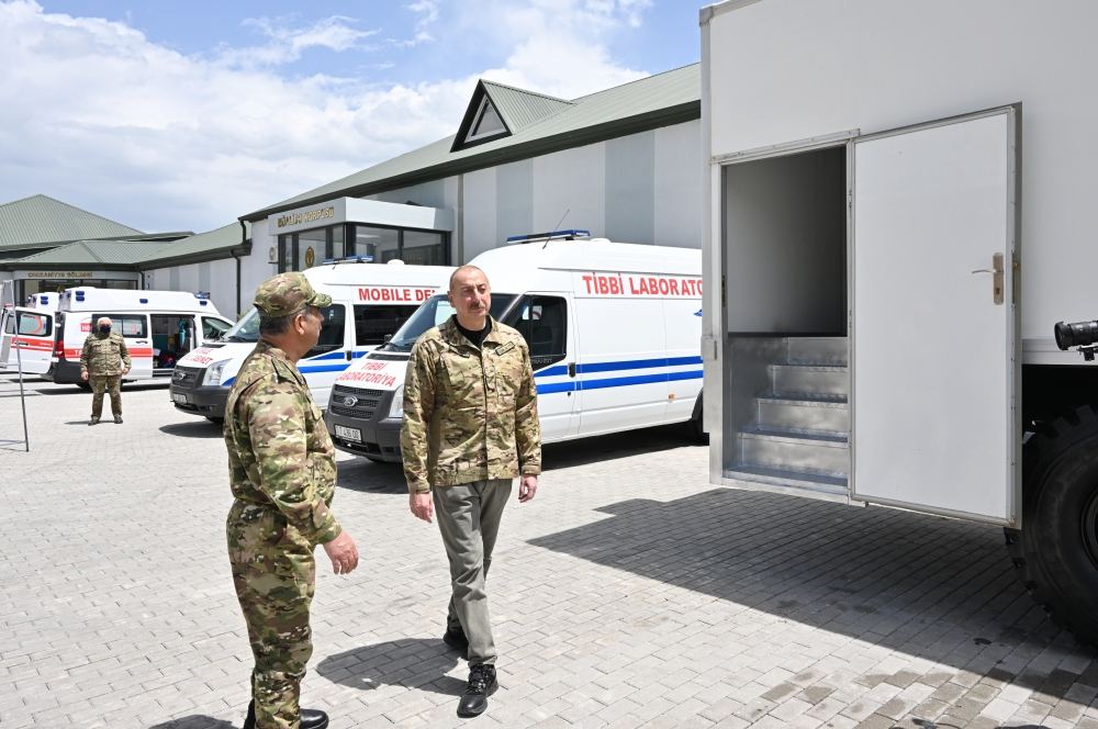 Президент Ильхам Алиев принял участие в открытии военного госпиталя в Кяльбаджаре (ФОТО/ВИДЕО)