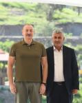 Президент Ильхам Алиев встретился с населением, вернувшимся в город Лачин, вручил им ключи от домов (ФОТО/ВИДЕО)