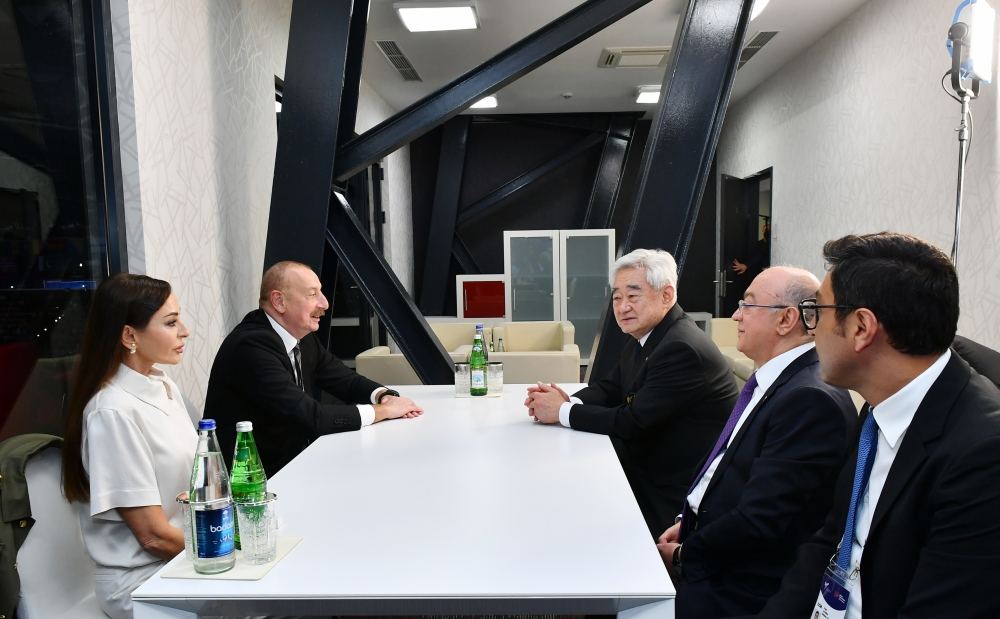 Президент Ильхам Алиев и Первая леди Мехрибан Алиева приняли участие в церемонии открытия 26-го чемпионата мира по таэквондо в Баку (ФОТО/ВИДЕО)