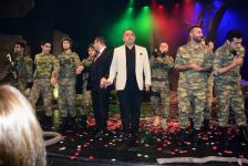 В Баку состоялась премьера спектакля "Balaca kişilər" по реальным событиям Карабахской войны (ФОТО)