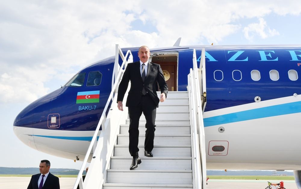 Президент Ильхам Алиев прибыл с визитом в Молдову (ФОТО/ВИДЕО)
