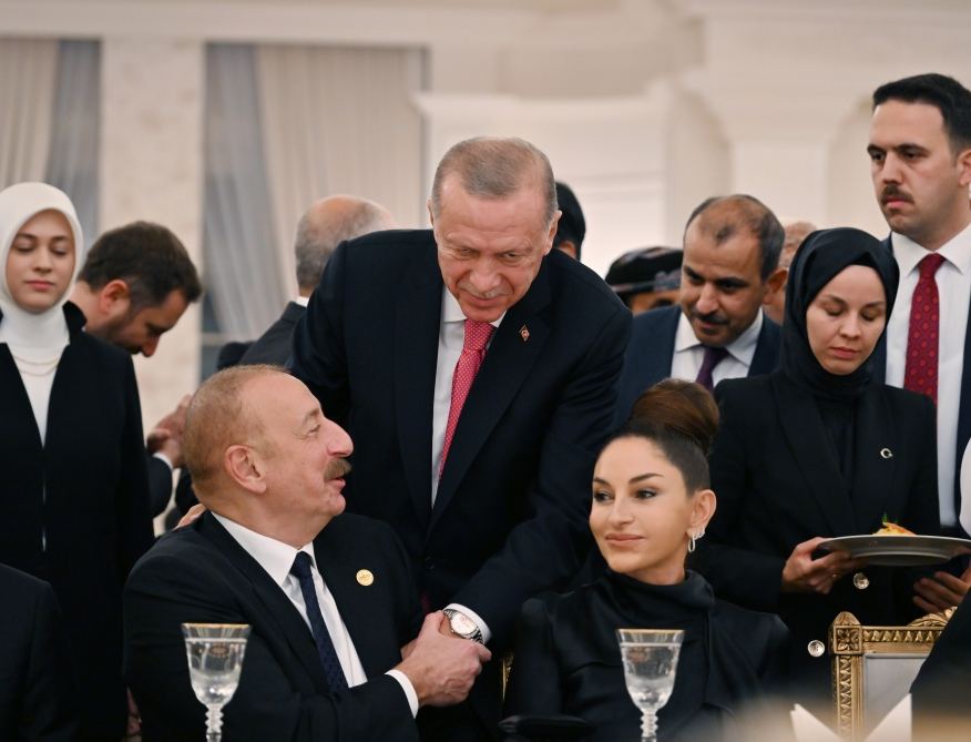 Президент Ильхам Алиев и Первая леди Мехрибан Алиева приняли участие в ужине от имени Реджепа Тайипа Эрдогана в Анкаре (ФОТО)