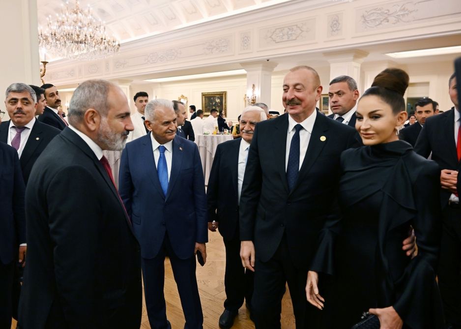 Президент Ильхам Алиев и Первая леди Мехрибан Алиева приняли участие в ужине от имени Реджепа Тайипа Эрдогана в Анкаре (ФОТО)