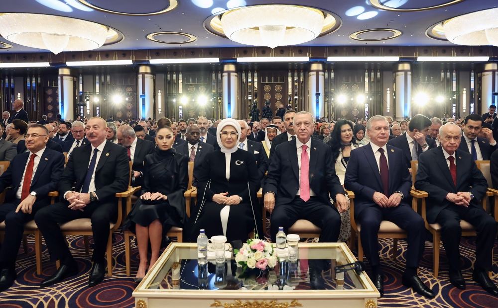 Президент Ильхам Алиев и Первая леди Мехрибан Алиева приняли участие в церемонии начала исполнения полномочий Президентом Реджепом Тайипом Эрдоганом (ФОТО/ВИДЕО)