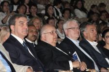 В Гяндже проходит международное мероприятие на тему "Реконструкция, мир и интеграция: Энергия, экономика, окружающая среда и капитал" (ФОТО)