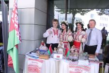 В Университете ADA открылся международный фестиваль с участием посольств 35 стран (ФОТО)