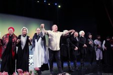 Азербайджанский государственный русский драмтеатр  принимает участие в фестивале в Астрахани (ФОТО)
