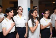 Ukrainian schoolchildren visit Lyceum named after academician Zarifa Aliyeva (PHOTO)