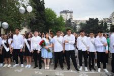 "Последний звонок" в школах Азербайджана (ФОТО)