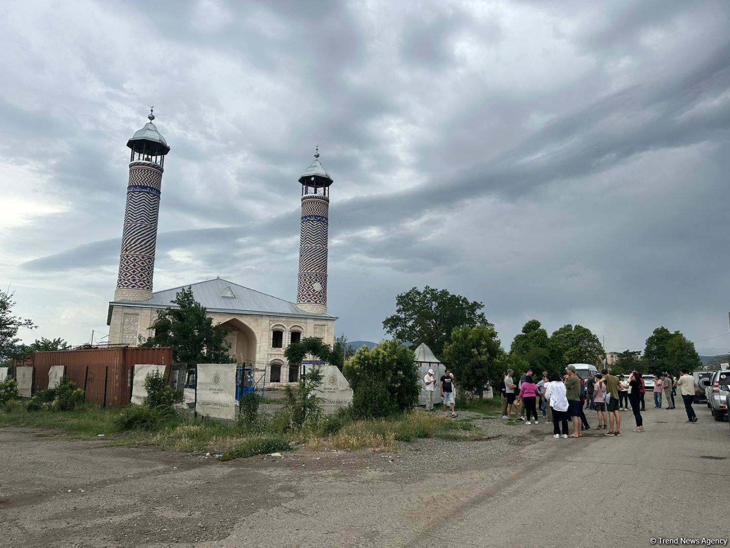 Завершилась поездка в Агдам зарубежных путешественников (ФОТО)