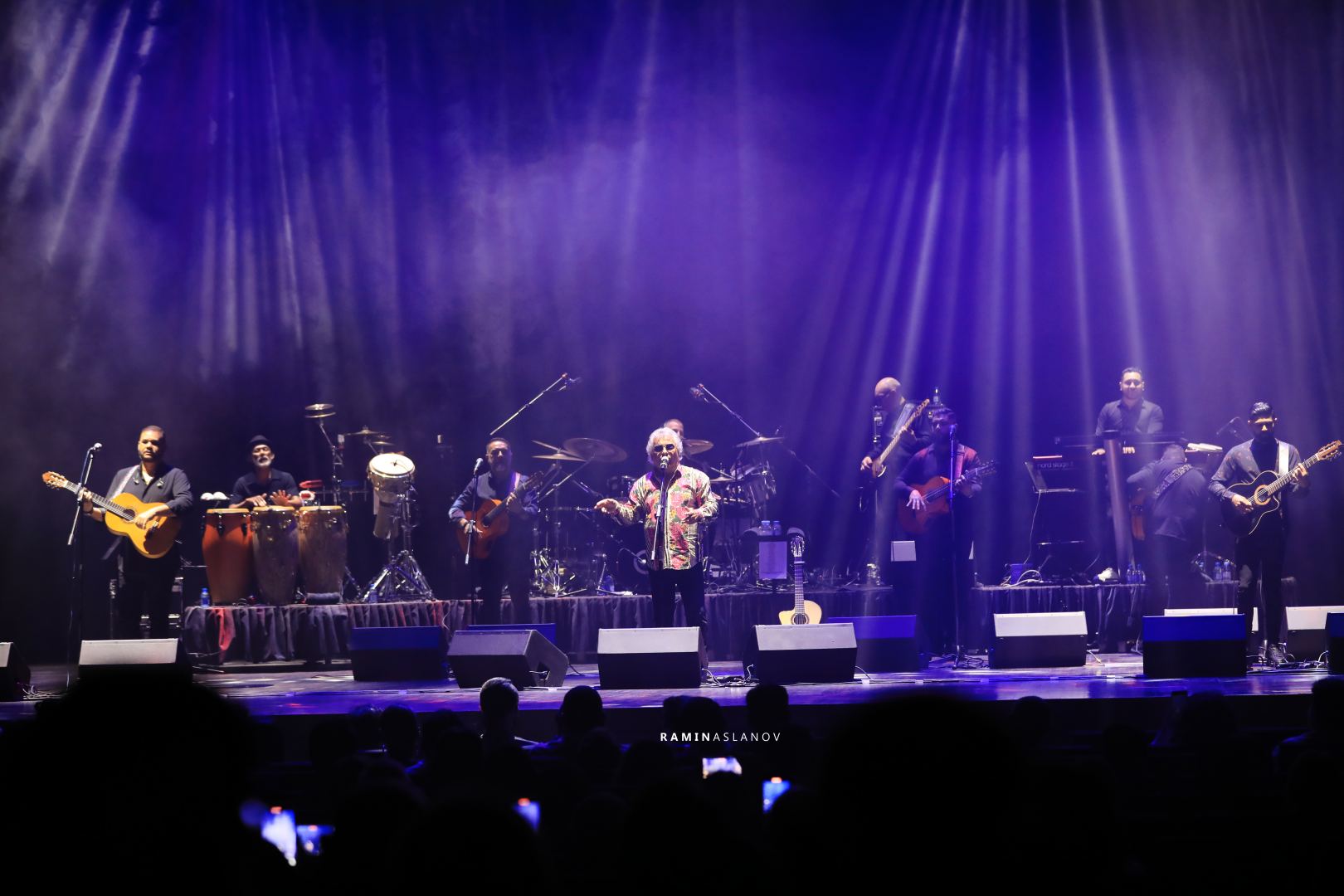 Зажигательный концерт Gipsy Kings в Баку – цыганские короли в стиле румба-фламенко (ВИДЕО, ФОТО)