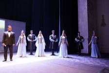 "Sən elə bir zirvəsən!" – коллектив музыкального театра выступил в Гяндже