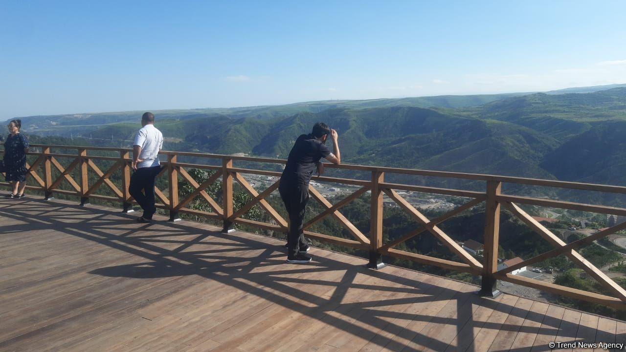 Another group of former IDPs returns to Azerbaijan’s Lachin district