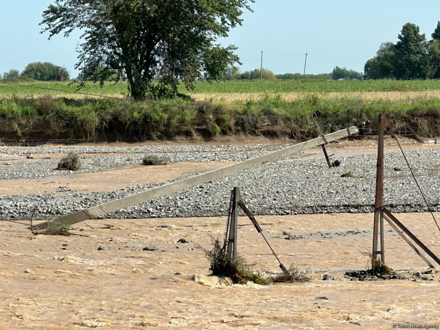 Уровень воды в реках Хачинчай и Гаргарчай повысился, Хачинчайское водохранилище заполнено