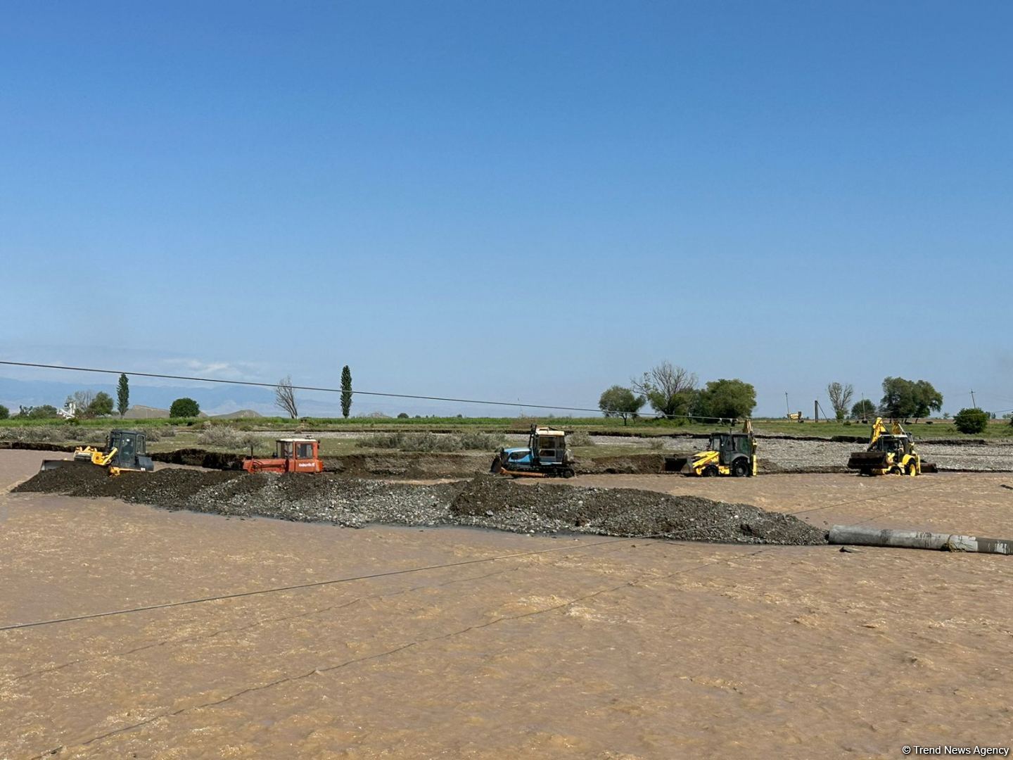 Уровень воды в реках Хачинчай и Гаргарчай повысился, Хачинчайское водохранилище заполнено